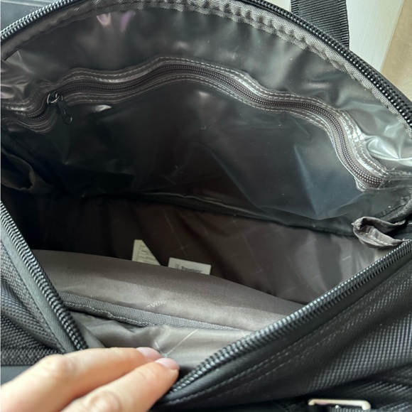 Flight Attendant Travelpro Tote bag - Picture 2 of 9